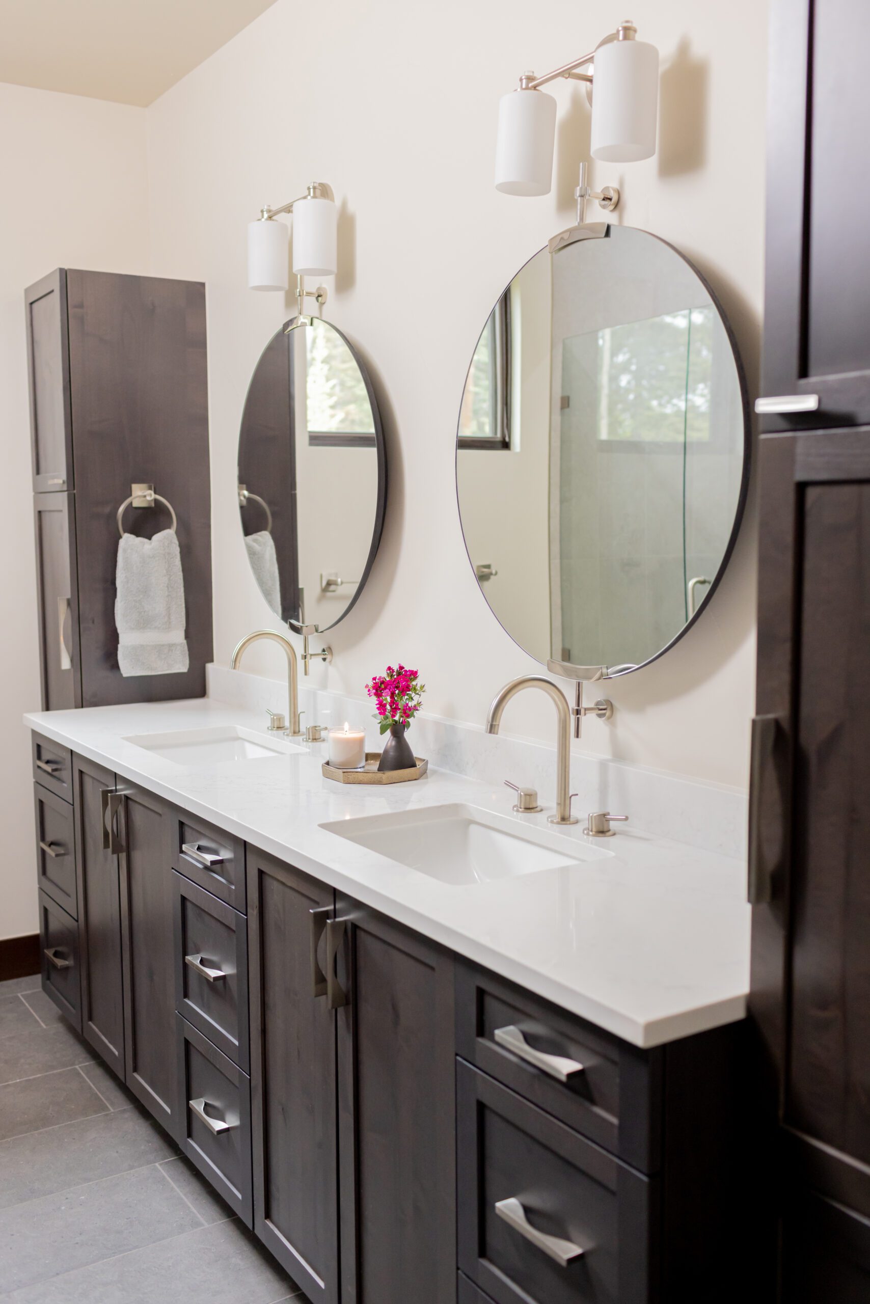 primary bathroom bathroom in our silverthorne home, luxury interior design by Kirkendall Design of Tulsa, OK